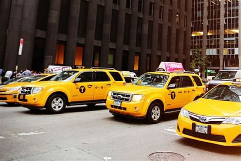 curb taxi service new york.